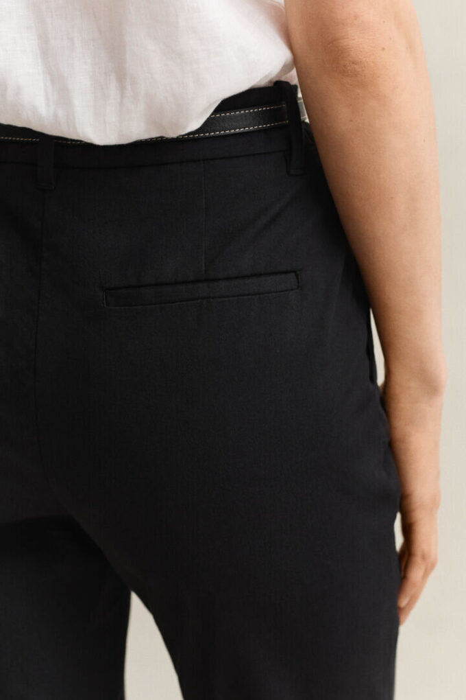 Capri Pants