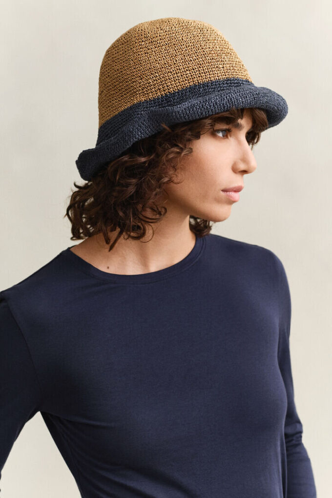 Cotton Long Sleeve T-Shirt Cotton Long Sleeve T-Shirt