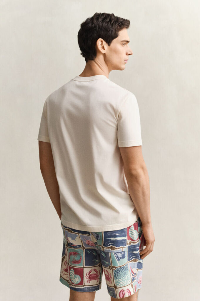 Graphic T-Shirt Graphic T-Shirt