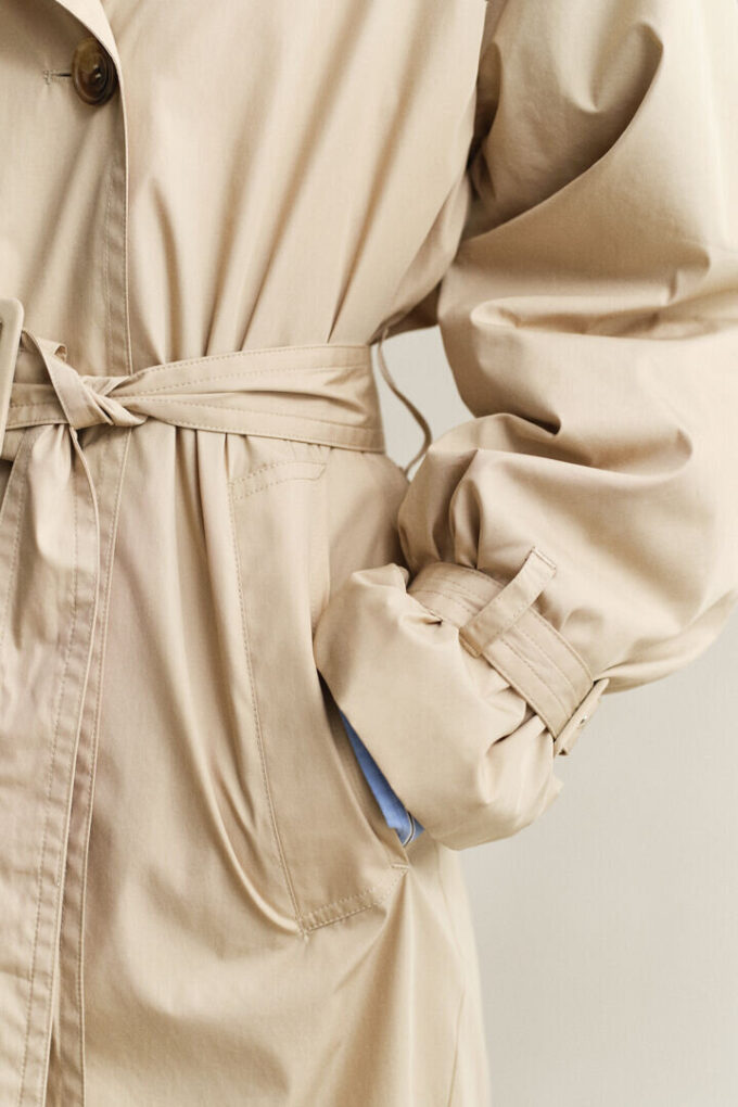 Light Trench Coat Light Trench Coat
