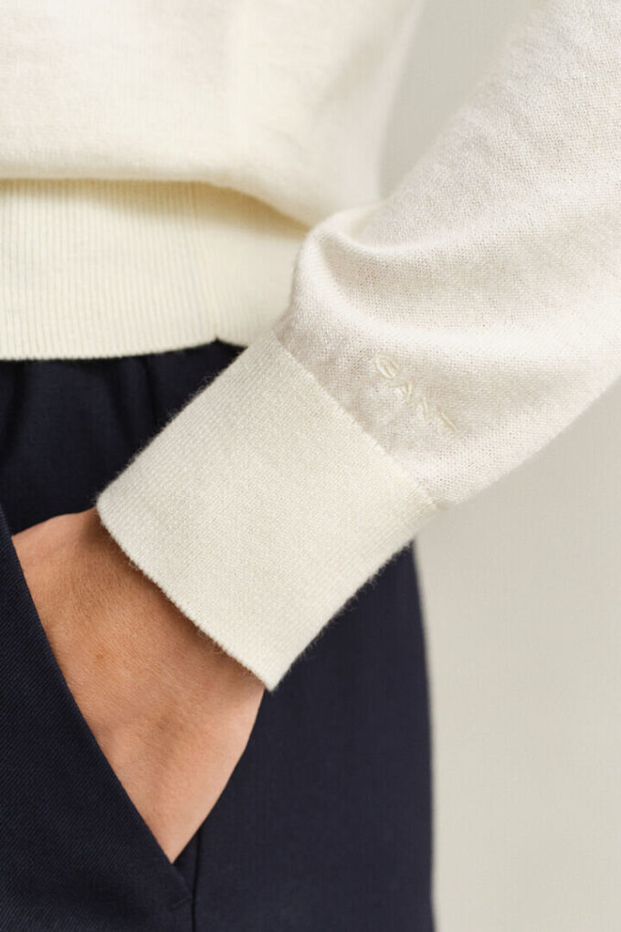 Lightweight Knit Crew Neck Cardigan Lightweight Knit Crew Neck Cardigan