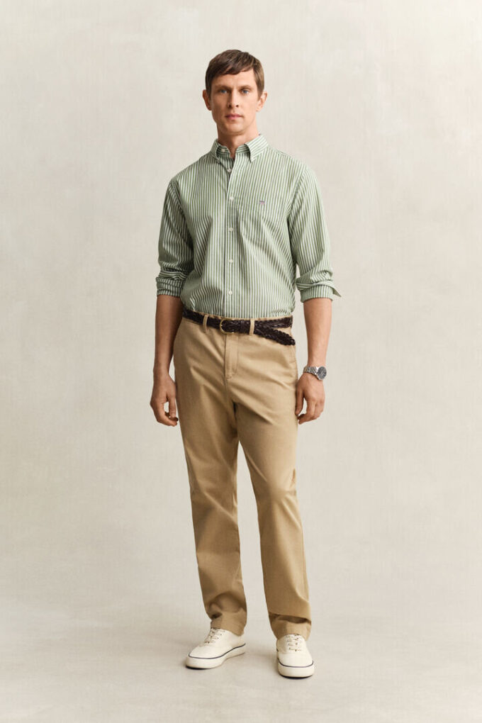 Regular Fit Classic Chinos Regular Fit Classic Chinos