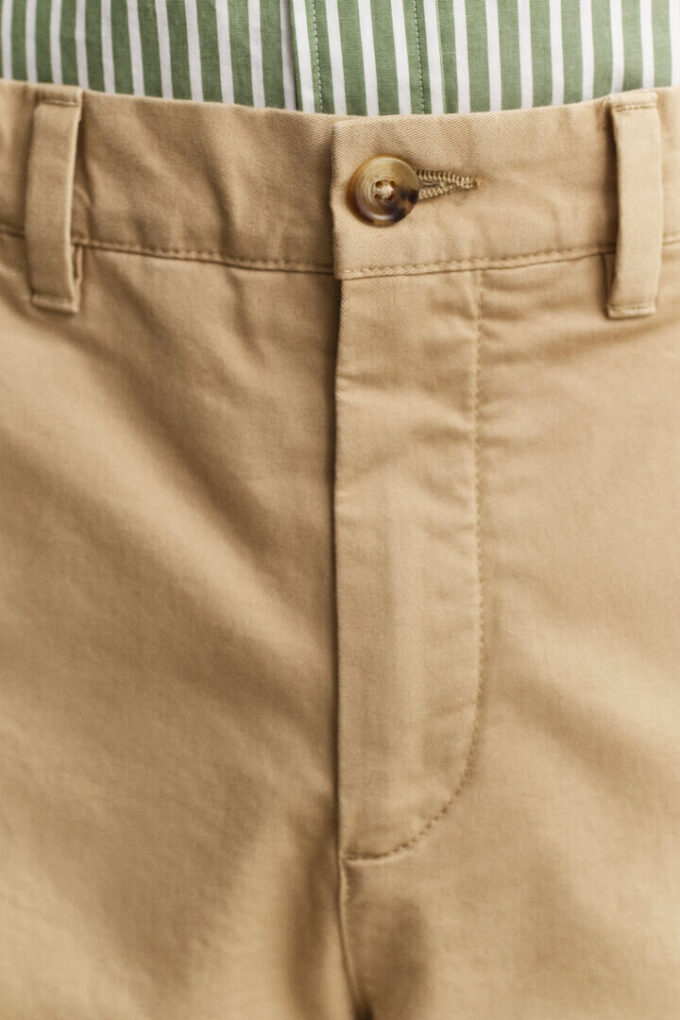 Regular Fit Classic Chinos Regular Fit Classic Chinos