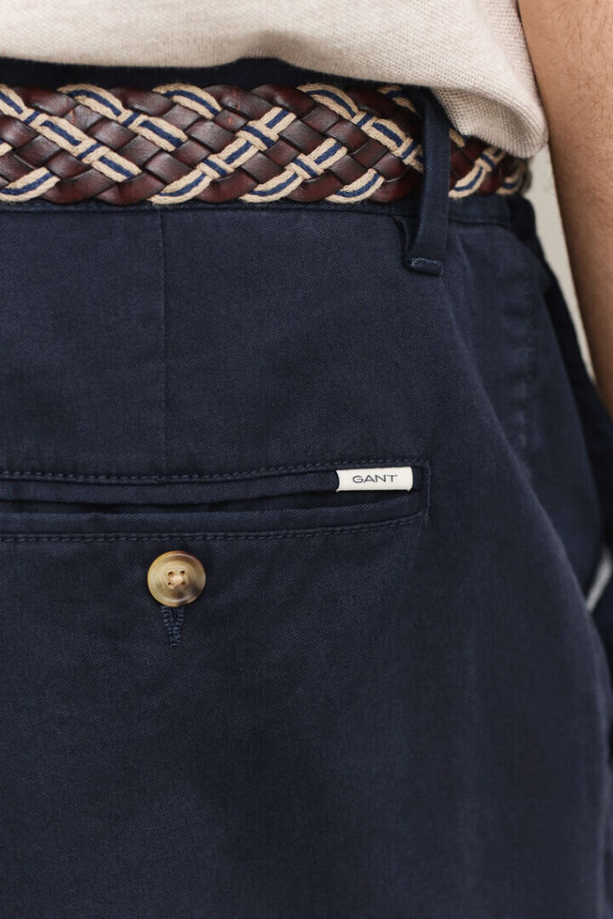 Regular Fit Classic Chinos Regular Fit Classic Chinos