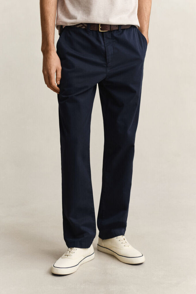 Regular Fit Classic Chinos Regular Fit Classic Chinos