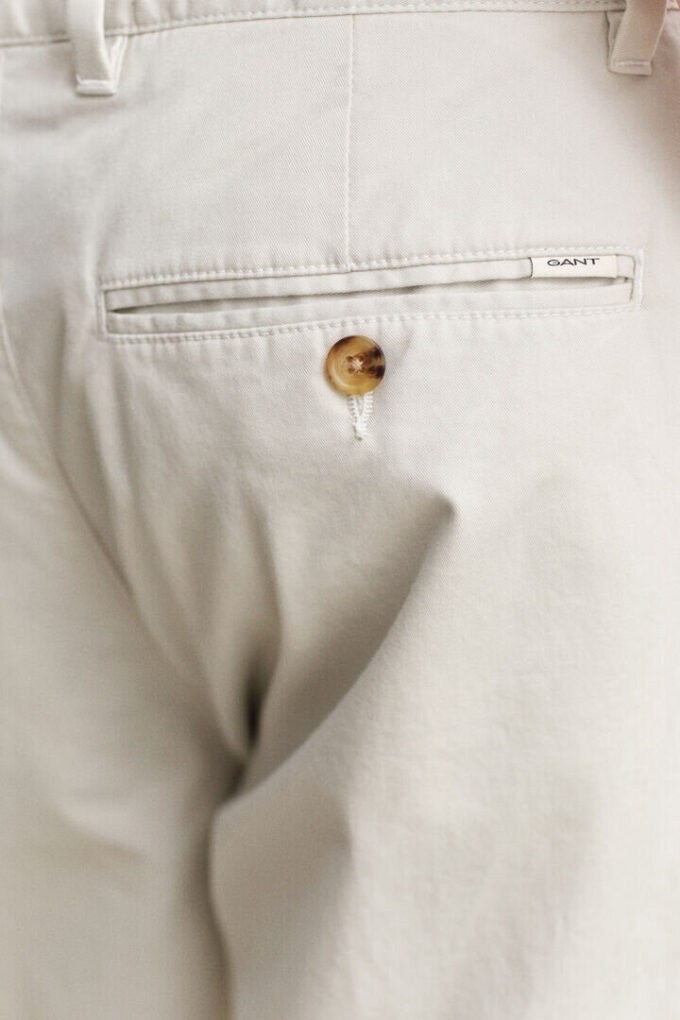 Regular Fit Classic Chinos Regular Fit Classic Chinos