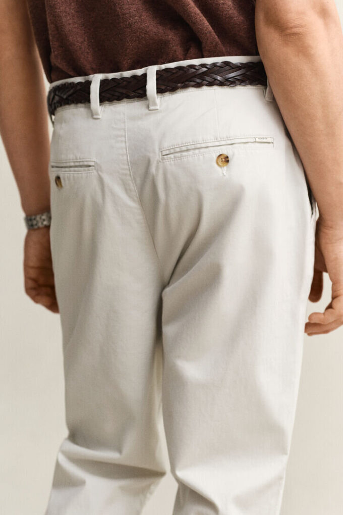 Regular Fit Classic Chinos Regular Fit Classic Chinos