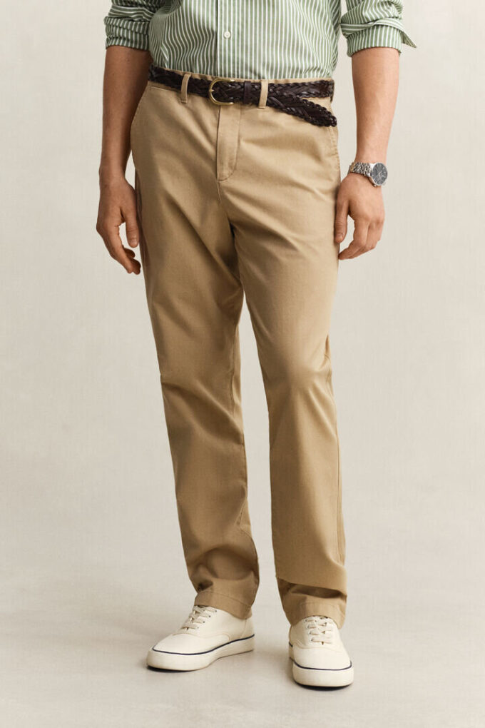 Regular Fit Classic Chinos Regular Fit Classic Chinos