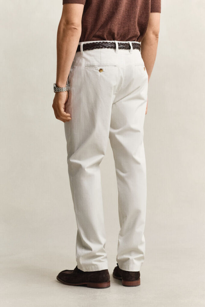 Regular Fit Classic Chinos Regular Fit Classic Chinos