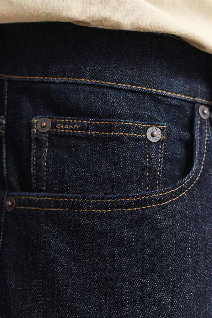 Regular Fit Clean Wash Jeans Regular Fit Clean Wash Jeans