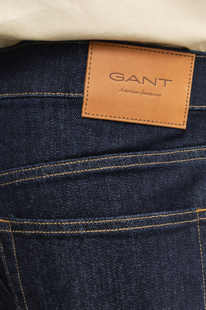 Regular Fit Clean Wash Jeans Regular Fit Clean Wash Jeans