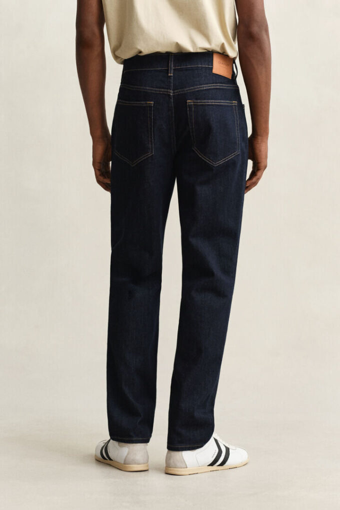 Regular Fit Clean Wash Jeans Regular Fit Clean Wash Jeans