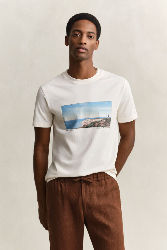 Scenery Graphic T-Shirt Scenery Graphic T-Shirt