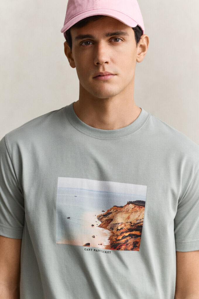 Scenery Graphic T-Shirt Scenery Graphic T-Shirt