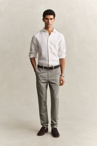 Slim Fit Classic Chinos Slim Fit Classic Chinos