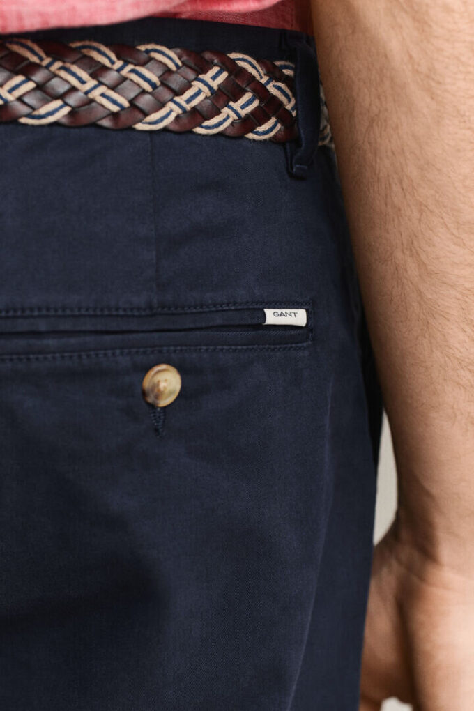 Slim Fit Classic Chinos Slim Fit Classic Chinos