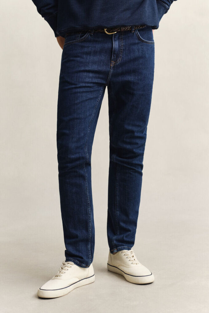 Slim Fit Clean Wash Jeans Slim Fit Clean Wash Jeans