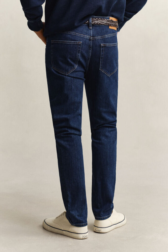 Slim Fit Clean Wash Jeans Slim Fit Clean Wash Jeans