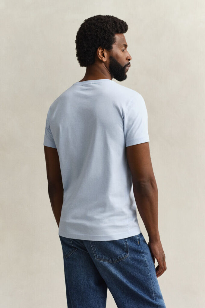 Slim Fit Shield V-Neck T-Shirt Slim Fit Shield V-Neck T-Shirt