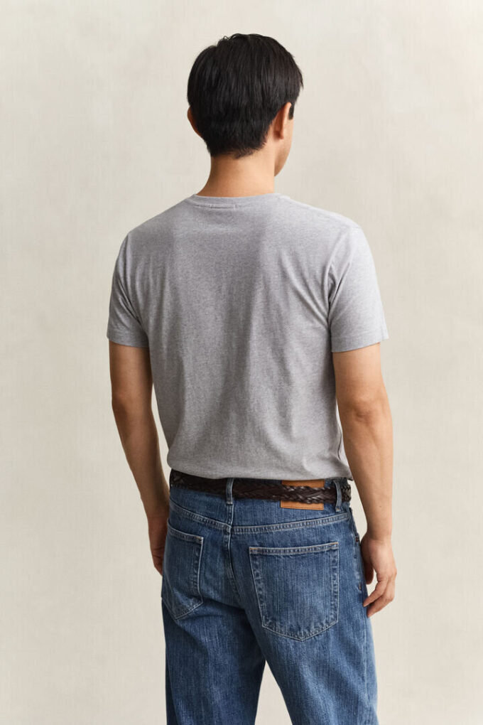 Slim Fit Shield V-Neck T-Shirt Slim Fit Shield V-Neck T-Shirt