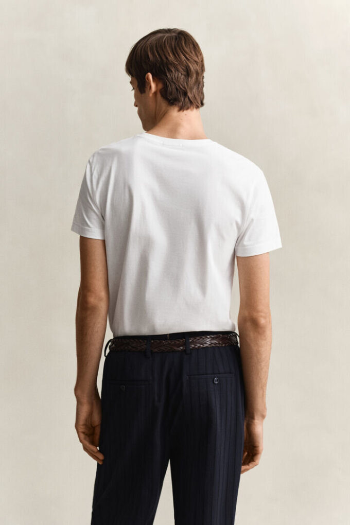 Slim Fit Shield V-Neck T-Shirt Slim Fit Shield V-Neck T-Shirt