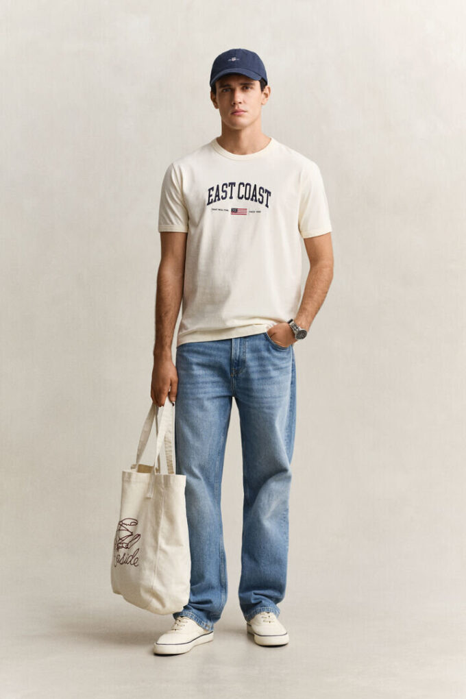 Spray Graphic T-Shirt Spray Graphic T-Shirt
