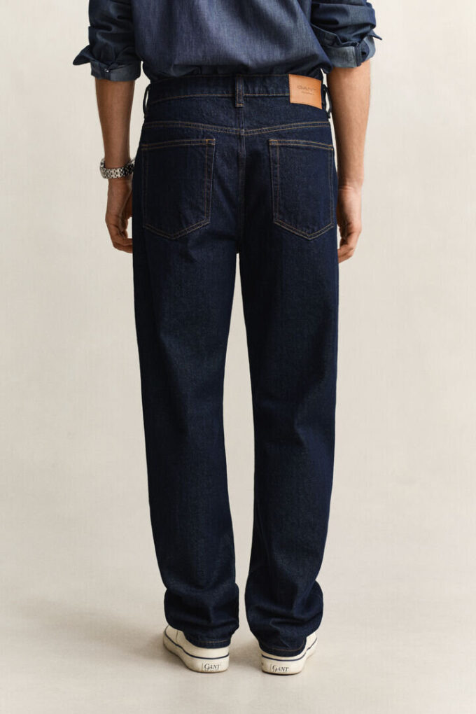 Straight Fit Jeans