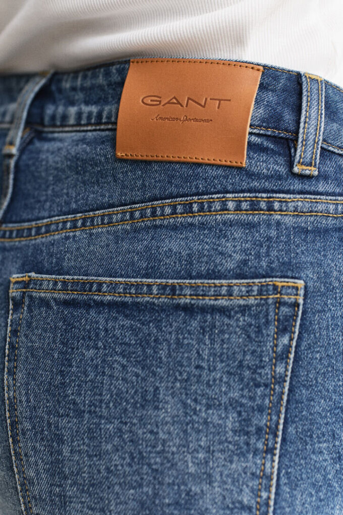Straight Leg Stretch Jeans Straight Leg Stretch Jeans